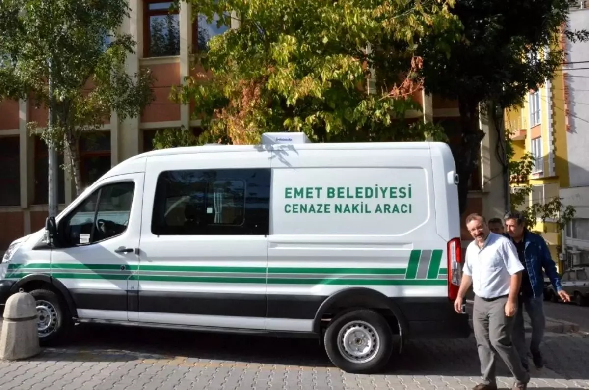 Emet\'e geçen yıl ilçe dışından 67 cenaze nakli gerçekleşti