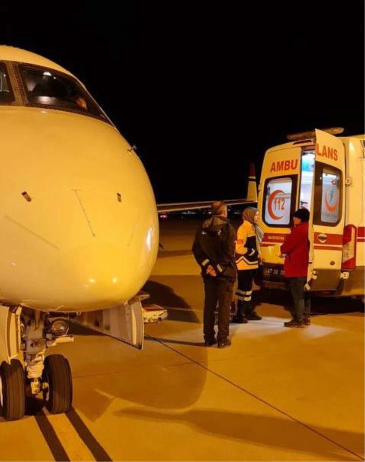 Mardin\'de rahatsızlığı bulunan 50 günlük bebek, ambulans uçakla Ankara\'ya sevk edildi