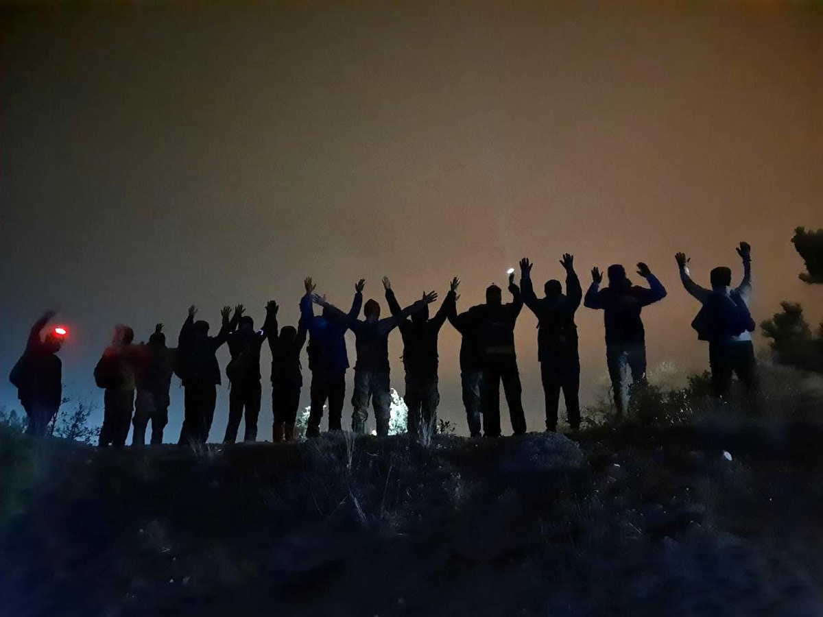 Sıfırın altında doğa yürüyüşü