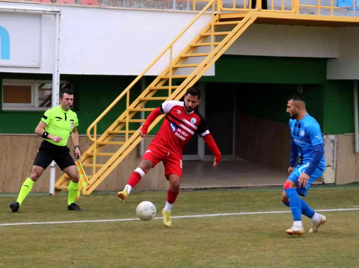 TFF 2. Lig: Sivas Belediyespor: 1 Arnavutköy Belediye: 3