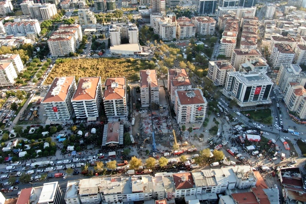 RIZA BEY APARTMANI DAVASINDA KAMU GÖREVLİLERİ, AĞIR CEZADA YARGILANACAK
