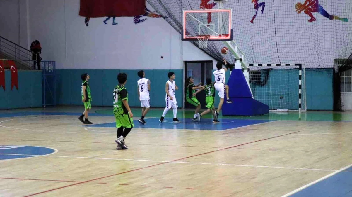 Elazığ\'da Yıldızlar Basketbol İl Şampiyonası başladı