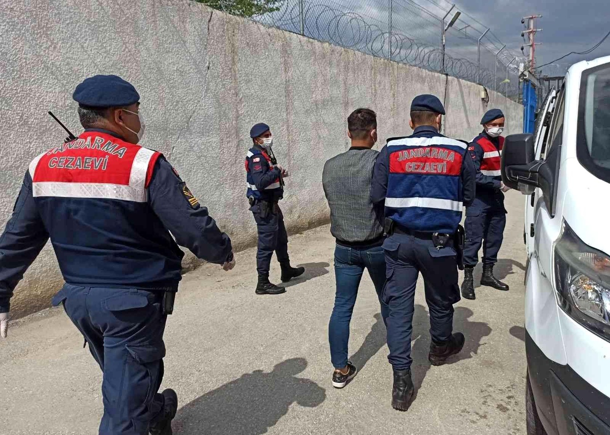 Mersin\'de jandarma ekipleri 2022 yılında 2 bin 373 olayı aydınlattı