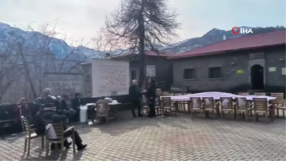 Müzede sergilenen patlamamış top mermisi paniğe neden oldu