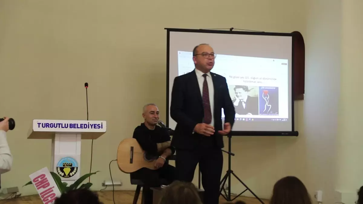 Nazım Hikmet, Turgutlu\'da Anıldı