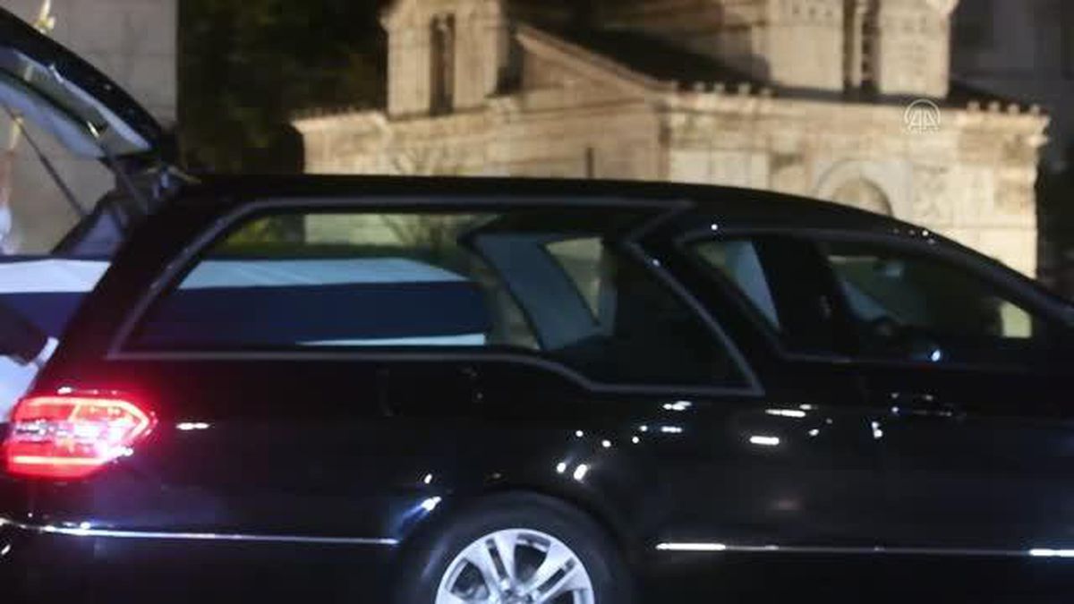 Son Yunanistan Kralı II. Konstantin'in cenazesi