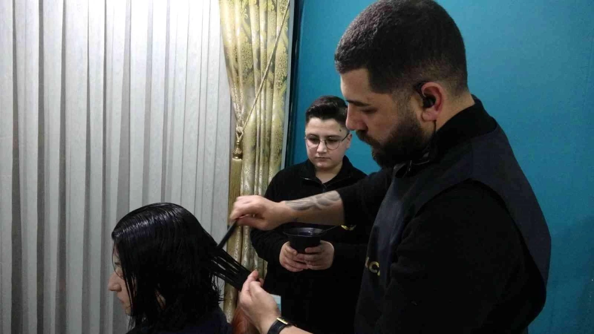 Tasarımcı kuaför Osman Balcı 2023 yılı saç trendlerini değerlendirdi