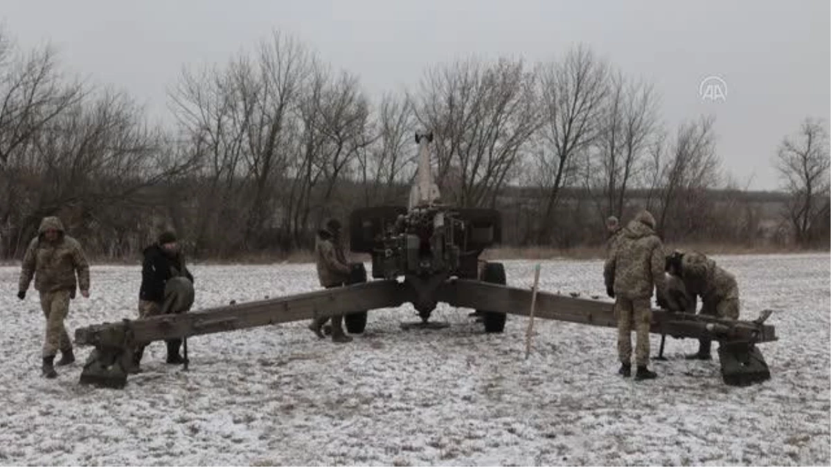 Ukrayna ordusunun Donetsk bölgesinde askeri hareketliliği sürüyor