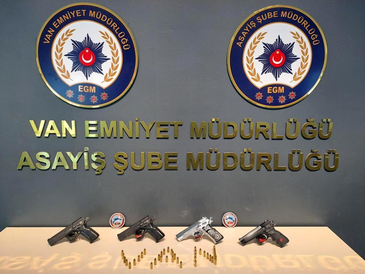 Van\'da değişik suçlardan 34 kişi tutuklandı
