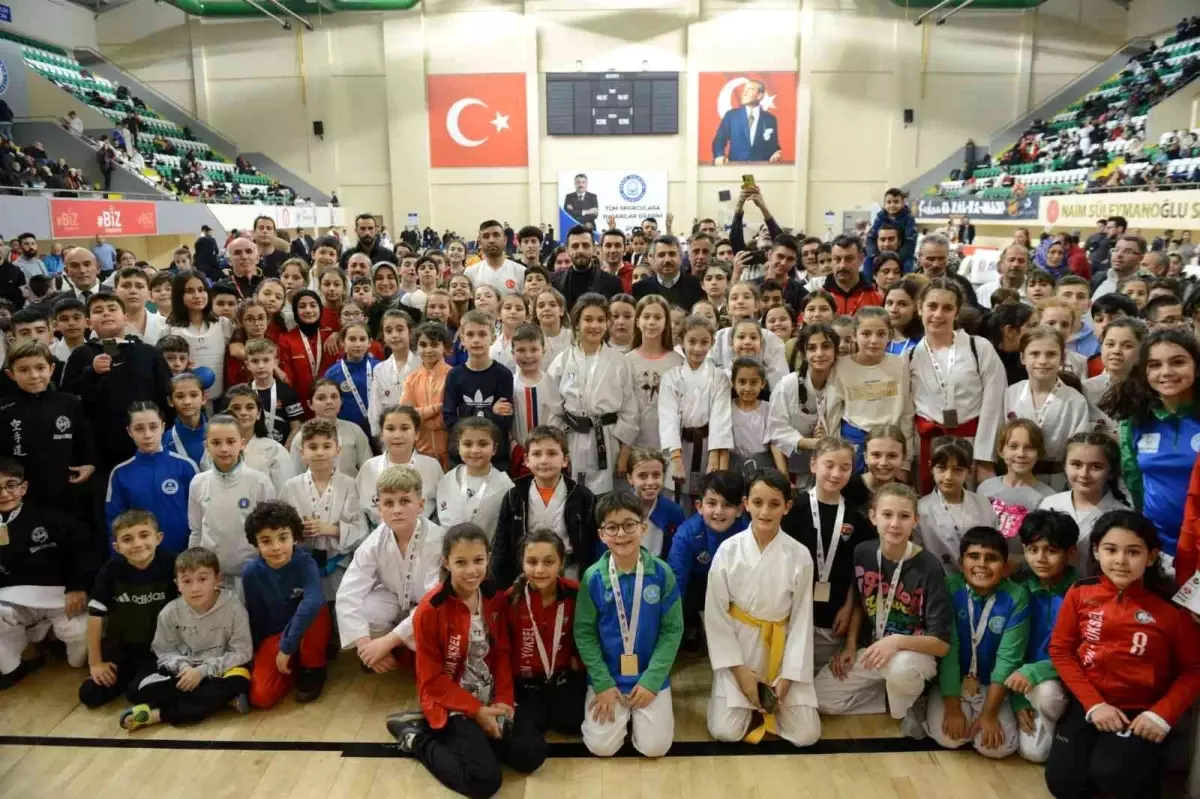 Yıldırım\'da karate rüzgârı