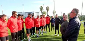 Başkan Yalçın Talasgücü Belediyespor'u ziyaret etti