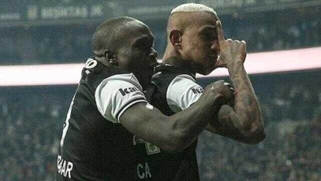 Beşiktaş'ın golcü boşluğunu Aboubakar doldurdu! İşte sözleşmenin detayları Beşiktaş'ın golcü boşluğunu Aboubakar doldurdu! İşte sözleşmenin detayları