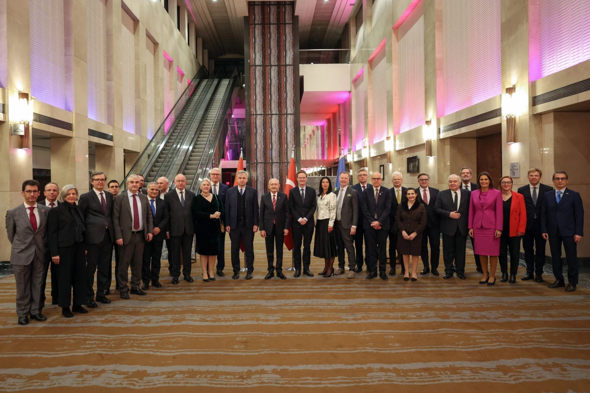 Kemal Kılıçdaroğlu, AB Ülkelerinin Büyükelçileri ile Görüştü