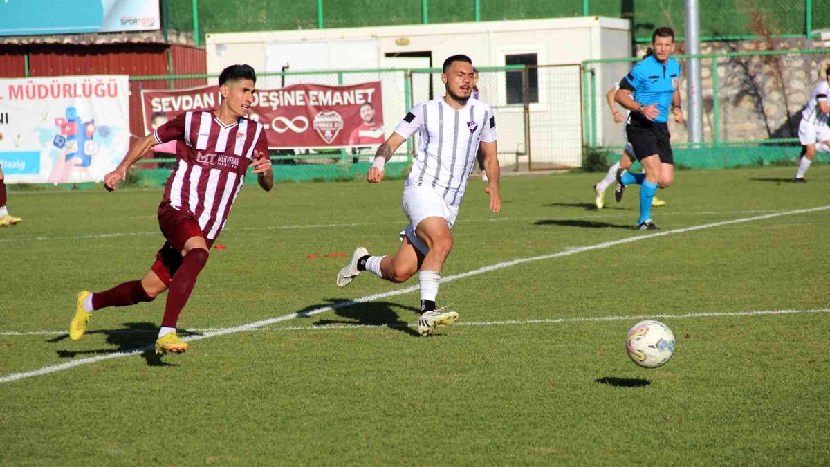 ES Elazığspor\'da Salih, cezalı duruma düştü