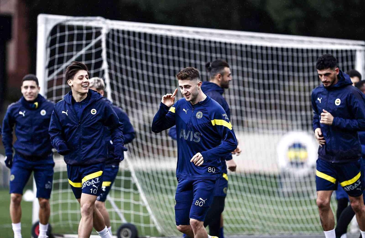 Fenerbahçe, Çaykur Rizespor maçı hazırlıklarını sürdürdü
