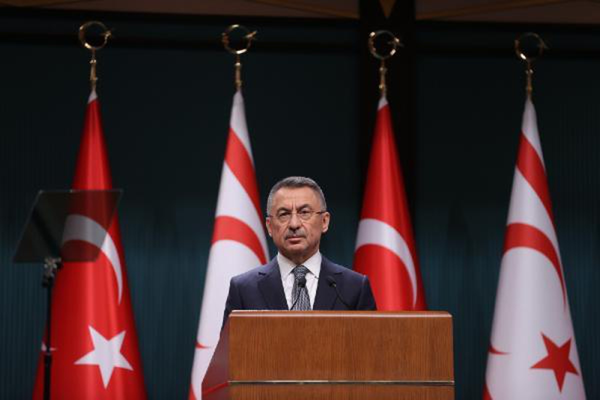 Fuat Oktay: "Denizin altından Torosların suyunu Kıbrıs Türkü kardeşlerimize ulaştırdığımız gibi şimdi de kablo ile elektrik temini projesini...