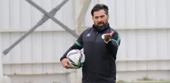 İlhan Palut: 'Kan değişikliğinin iyi olacağını düşünüyoruz' deyip, teşekkür ettiler