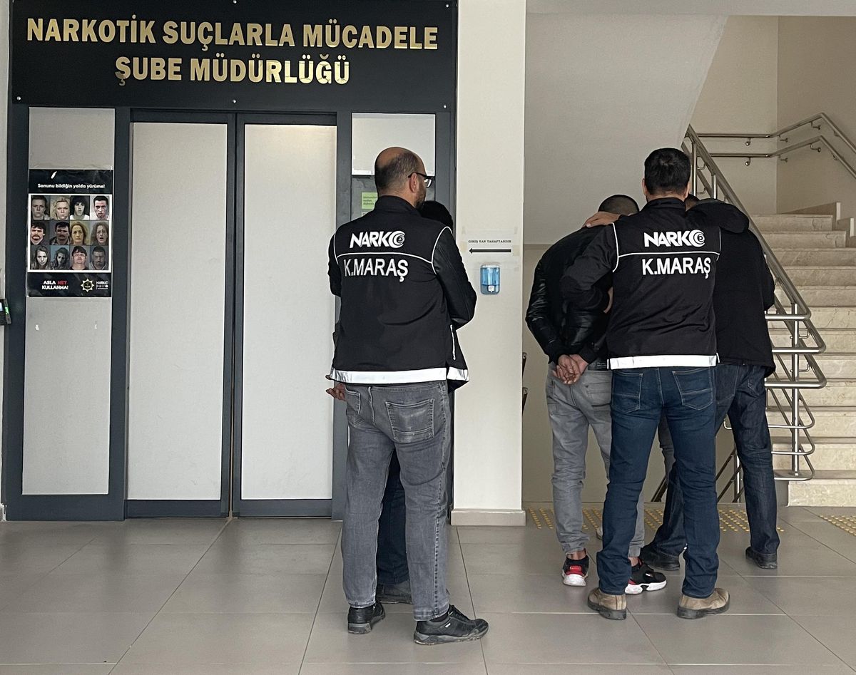 Kahramanmaraş\'ta uyuşturucu operasyonunda yakalanan 3 zanlı tutuklandı