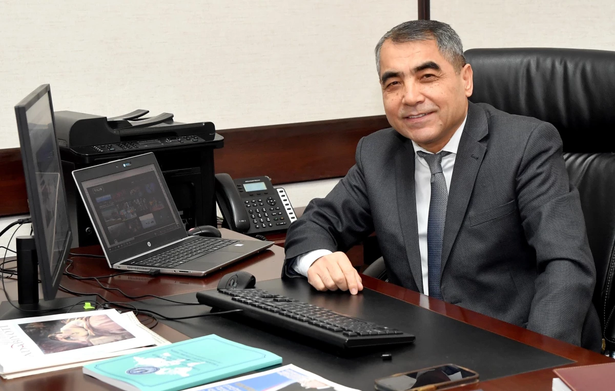 Özbek "Dunyo Haber Ajansı" Genel Müdürü, AA\'nın "Yılın Fotoğrafları" oylamasına katıldı
