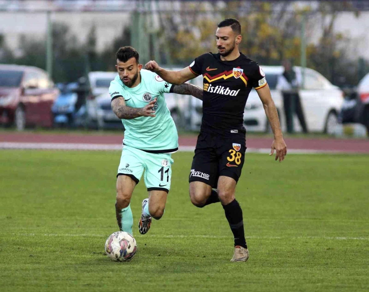 Ziraat Türkiye Kupası: FTA Antalyaspor: 0 Kayserispor: 2 (Maç sonucu)