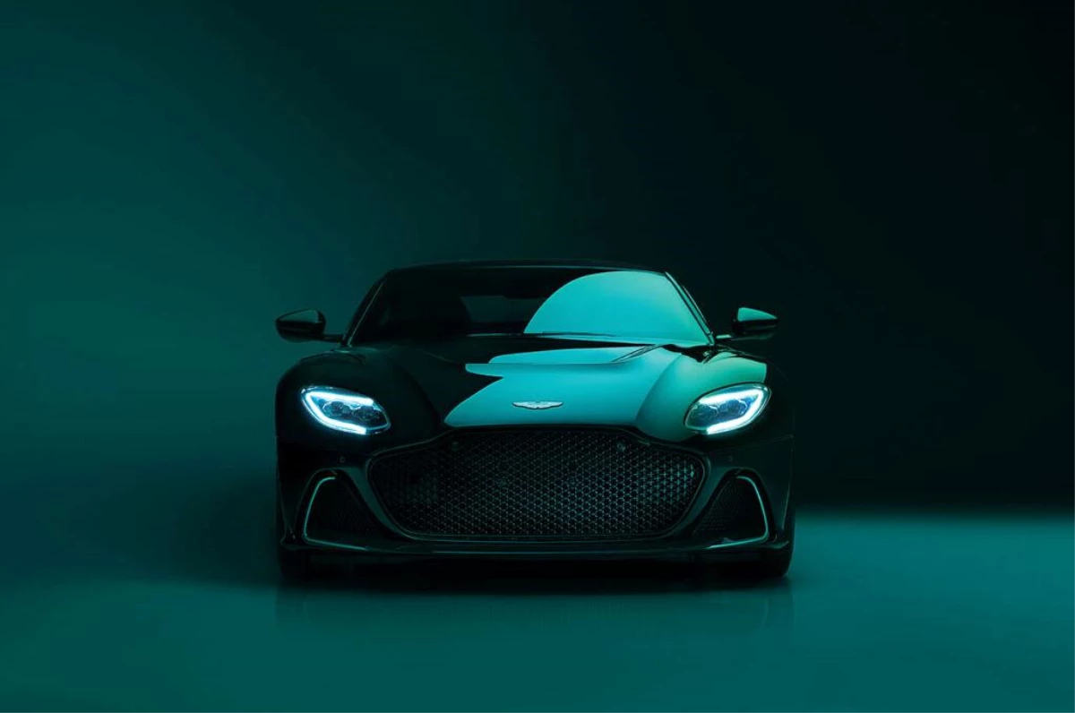 Aston Martin\'den Super GT modeline görkemli veda: DBS 770 Ultimate