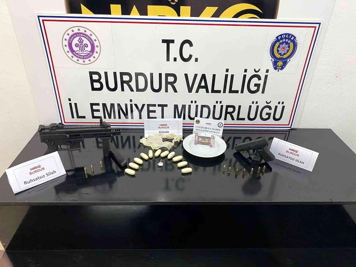 Burdur\'da uyuşturucu operasyonunda 3 tutuklama
