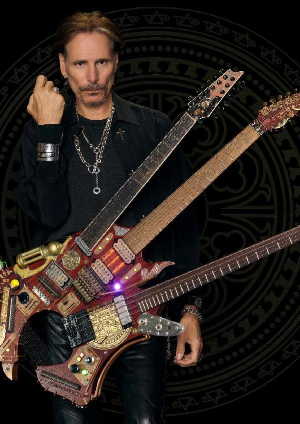 Dünyaca ünlü gitar virtüözü Steve Vai, 2 konser için Türkiye\'de
