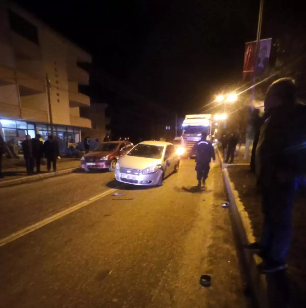 Kastamonu\'da iki otomobil çarpıştı: 1 yaralı