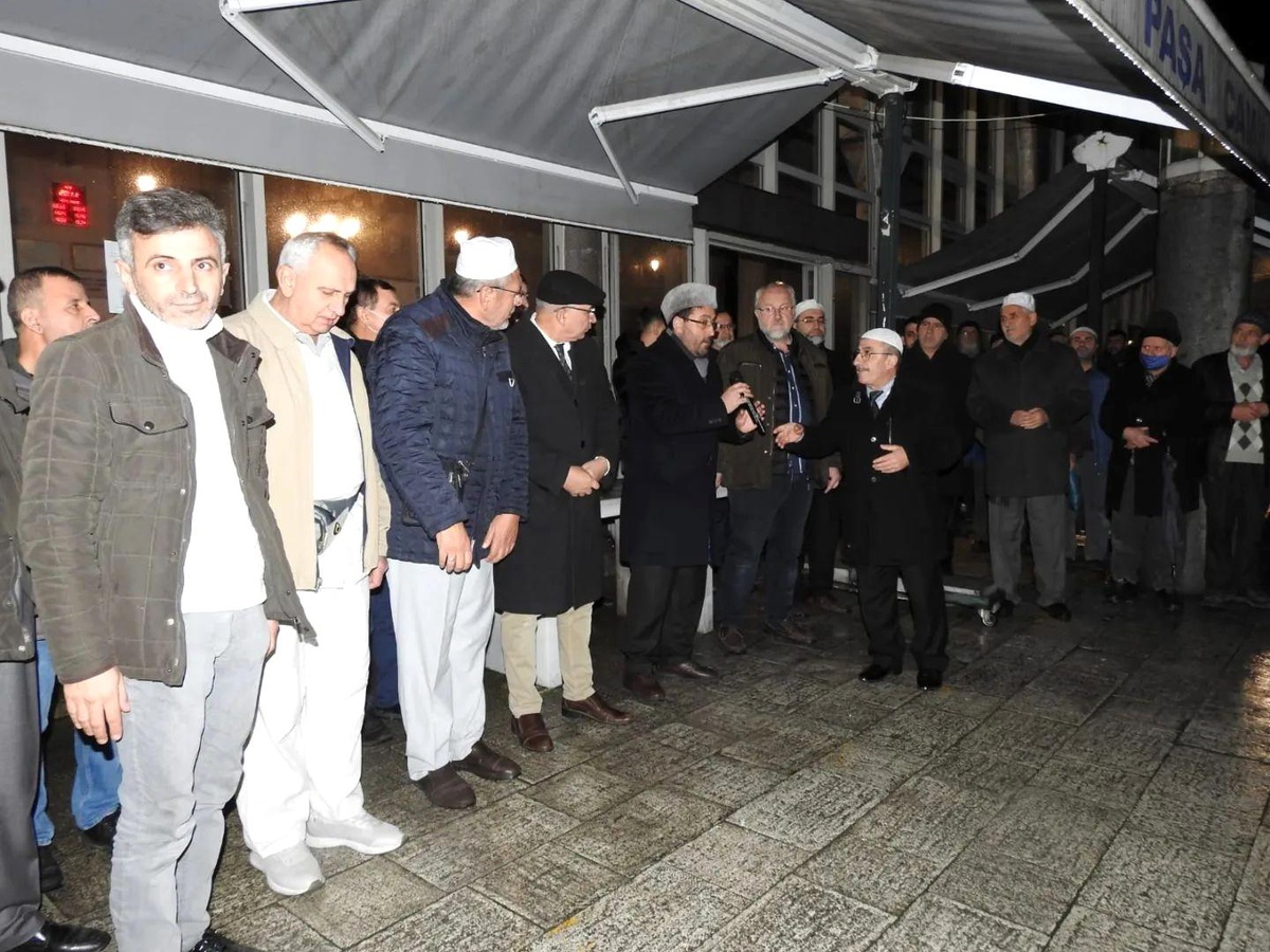 Kırklareli\'de umre yolcuları dualarla uğurlandı