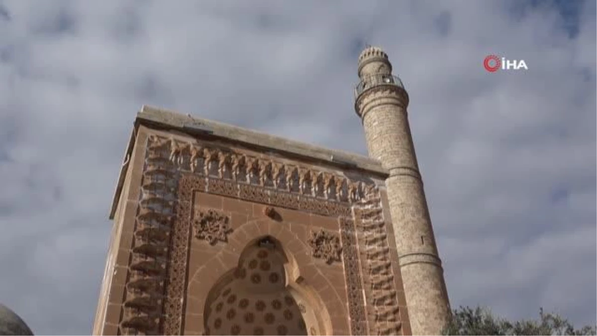 Mardin\'de hakim olan 3 dil, düşünce yapısını ve hayal gücünü geliştiriyor