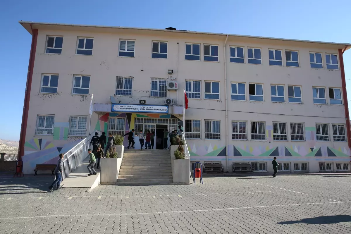 Öğrencilerin yazdığı hikayeler kitapta buluştu