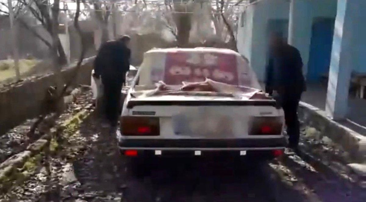 Pişkinliğin böylesi: Çaldıkları araca yakıt aldılar, parasını ödemeden kaçtılar