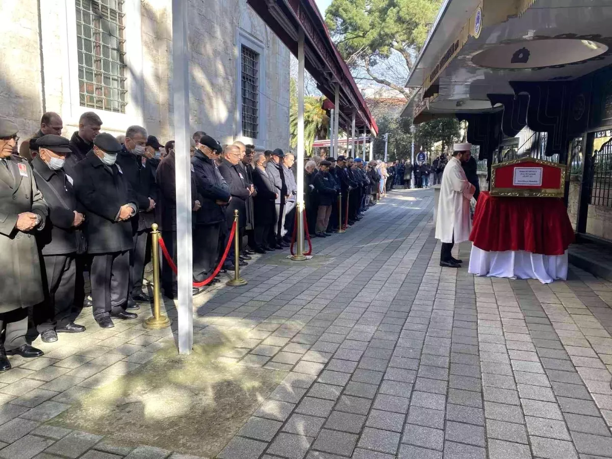 EMEKLİ KORGENERAL HASAN KUNDAKÇI SON YOLCULUĞUNA UĞURLANDI