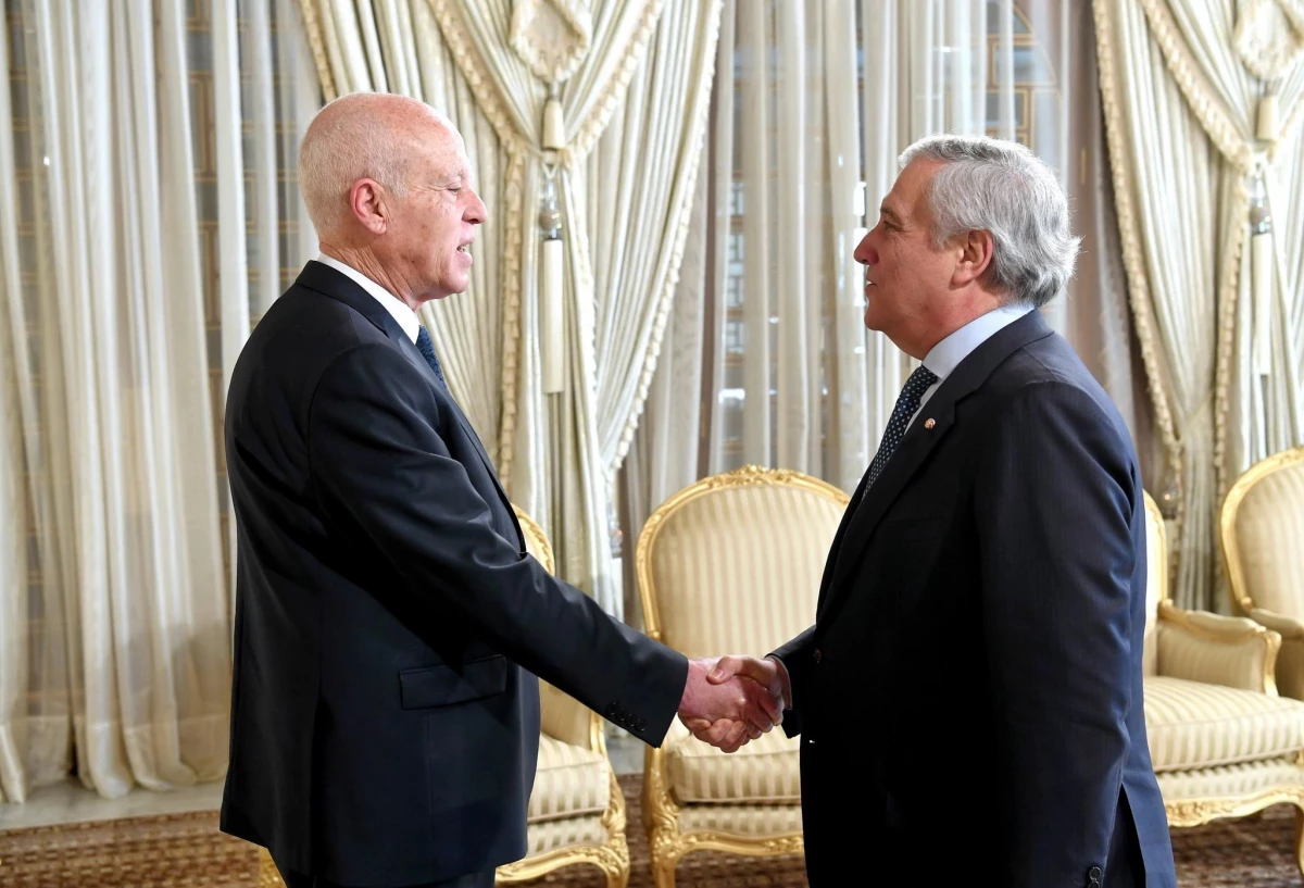 Tunus Cumhurbaşkanı Said, İtalyan bakanlarla "işbirliği ve ekonomik ilişkileri" görüştü