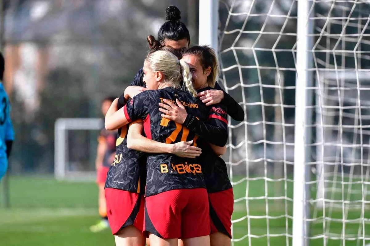 Turkcell Kadın Futbol Süper Ligi: Galatasaray: 5 1207 Antalyaspor: 0