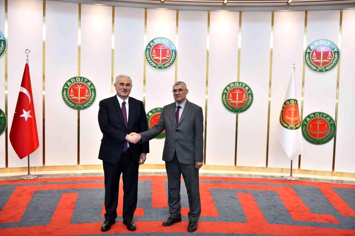 Yargıtay Başkanı Akarca: "(AYM\'nin FETÖ ve terör örgütleriyle ilgili kararlarına ilişkin) Yasa ve Anayasa AYM\'yi de bağlar"