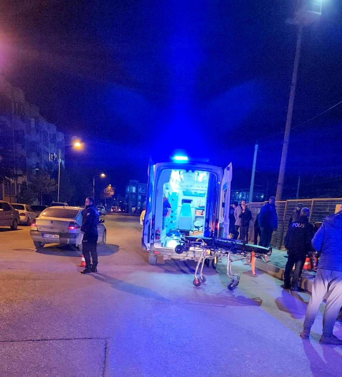 Yayaya çarpıp devrilen motosikletin sürücüsü hayatını kaybetti