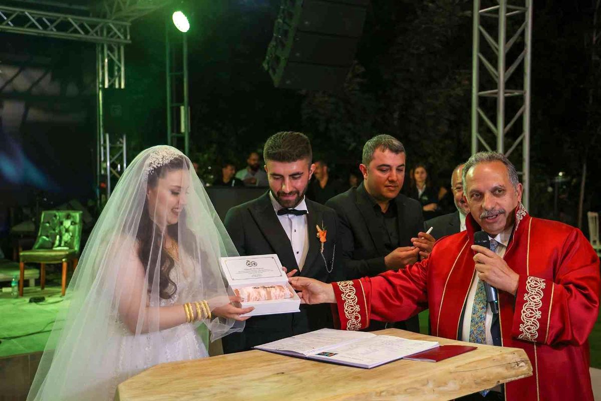 Talas\'ta 2022 yılında 1456 çift "evet" dedi