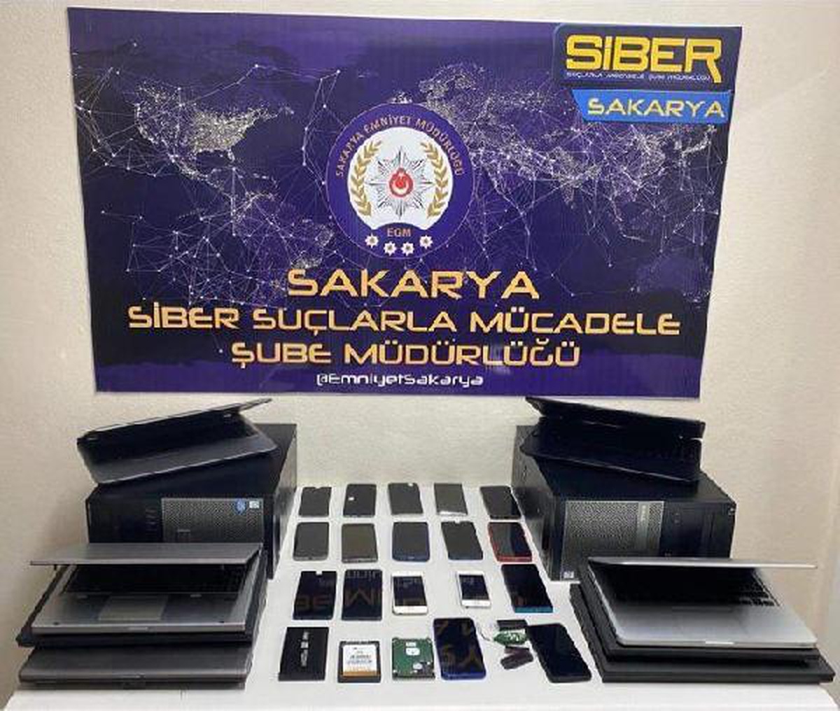 22 milyon liralık dolandırıcılığa 20 gözaltı