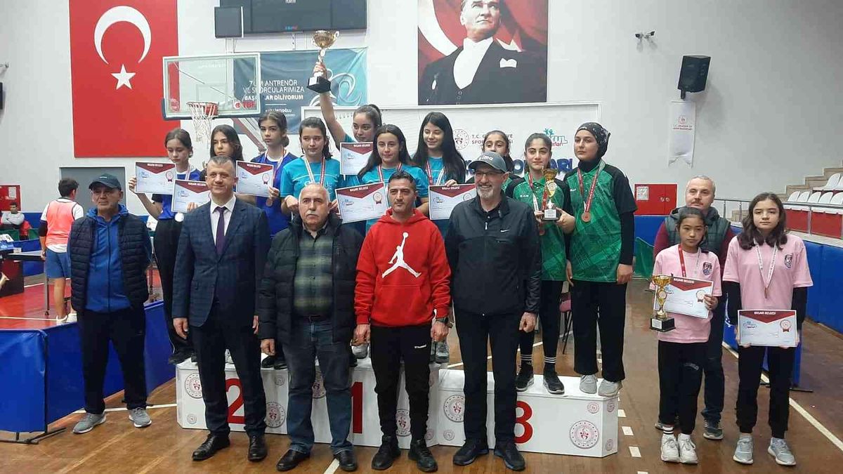 Aydın\'da masa tenisi il birincileri belli oldu