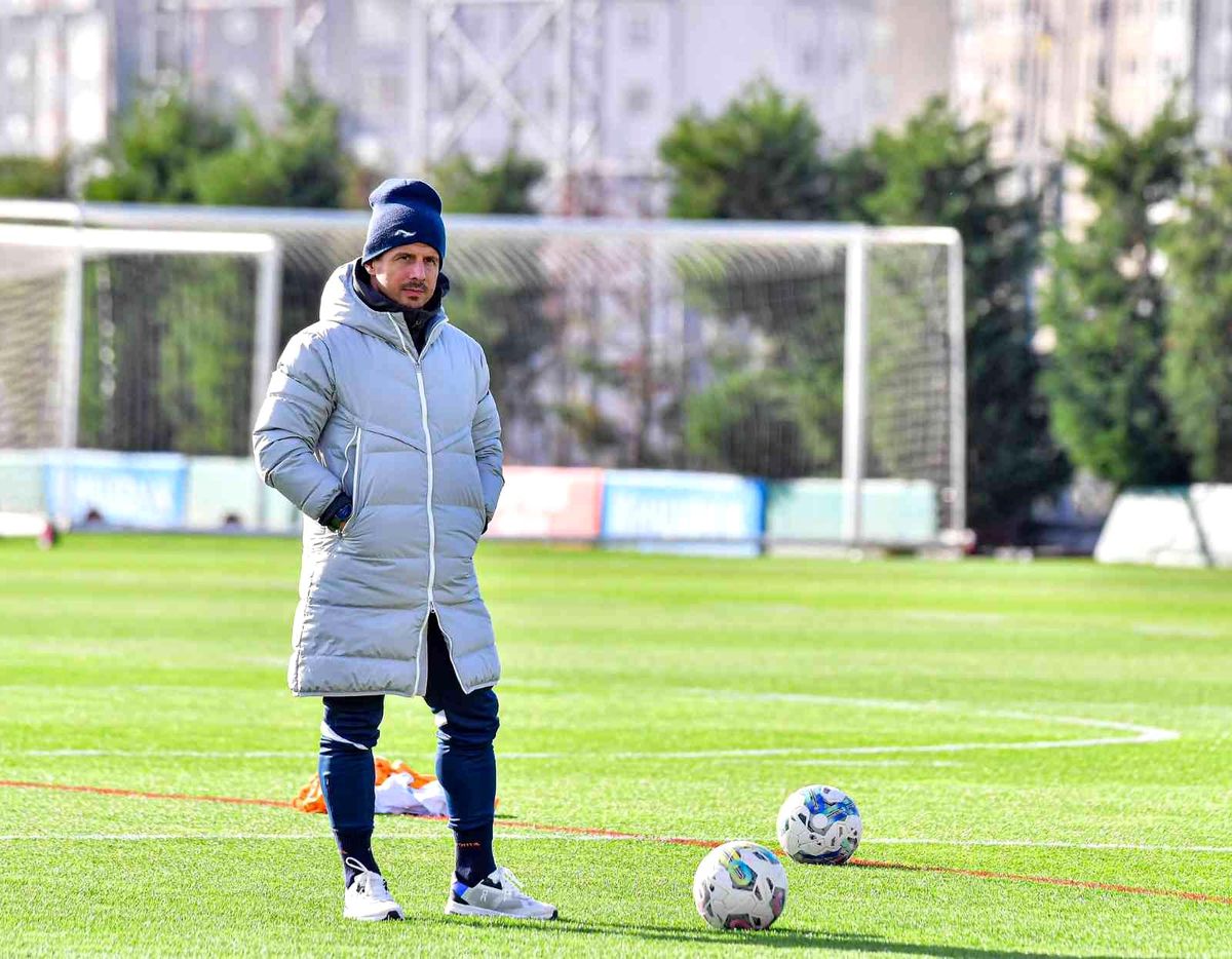 Başakşehir, Kasımpaşa maçı hazırlıklarına başladı