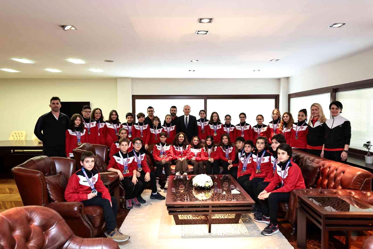 Denizlili madalya avcılarından büyük başarı