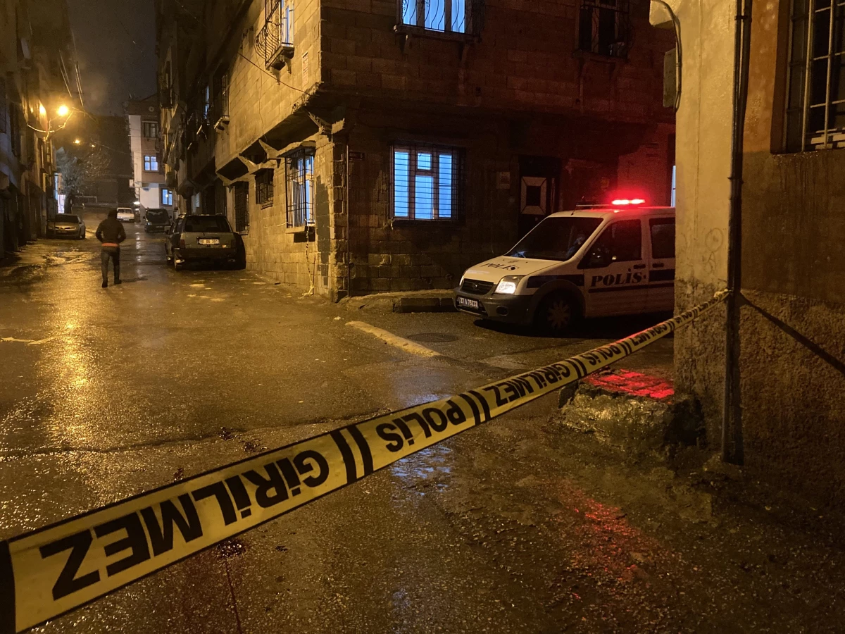 Gaziantep\'te 3 kişinin öldüğü silahlı kavgaya ilişkin 5 zanlı tutuklandı