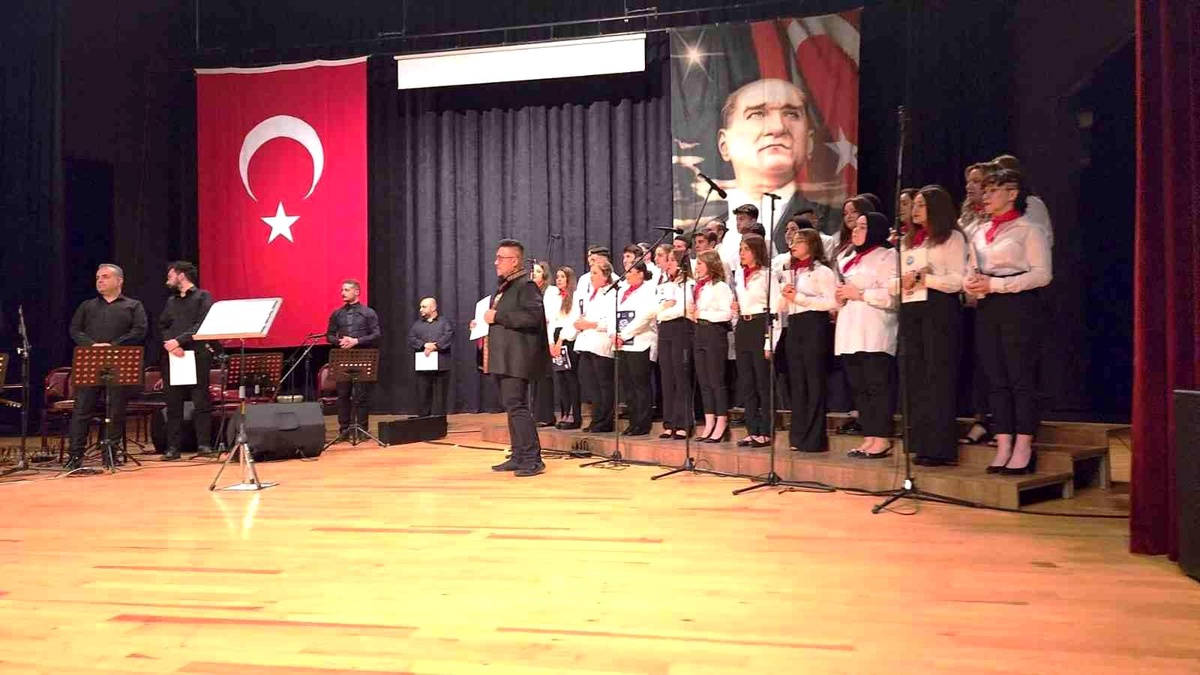 Kütahya\'da "Şarkılar bizi söyler, biz de şarkı söyleriz" projesi