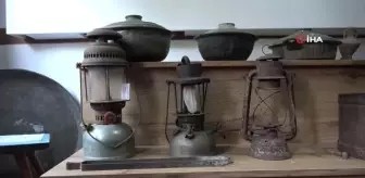 Mübadillerin yanlarında getirdikleri asırlık eşyalar dernek binasında sergileniyor