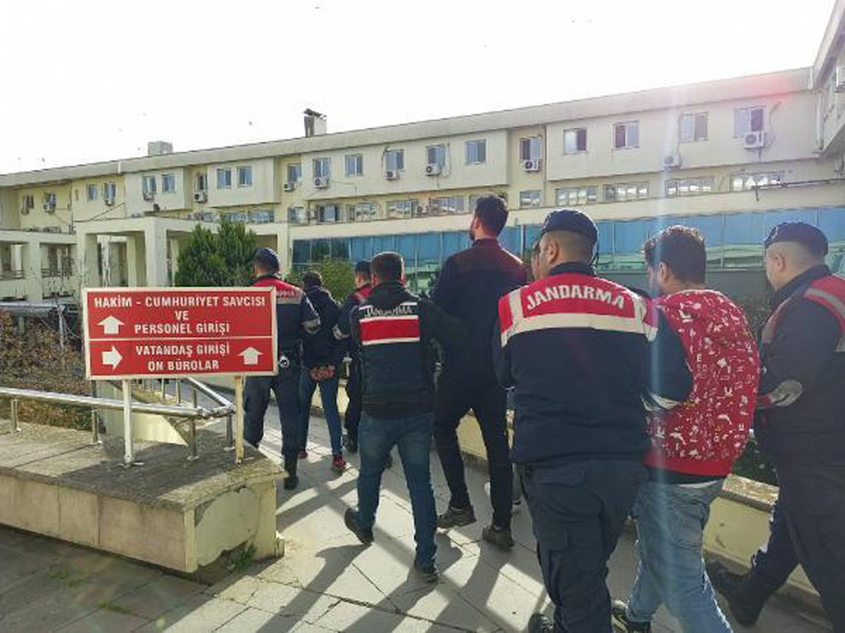 Sakarya\'da DEAŞ operasyonu: 3 tutuklama