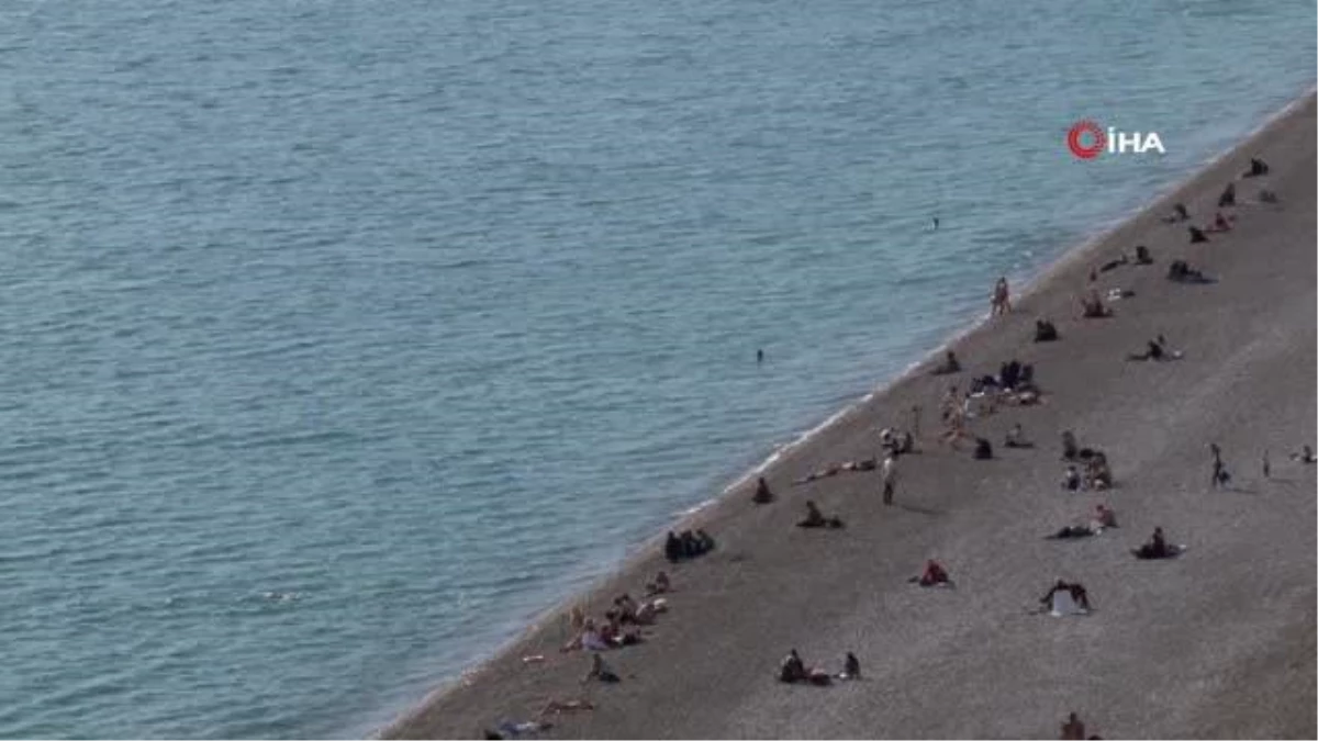 Türkiye soğuk hava dalgasına hazırlanırken, Antalya\'dan kıskandıran görüntüler