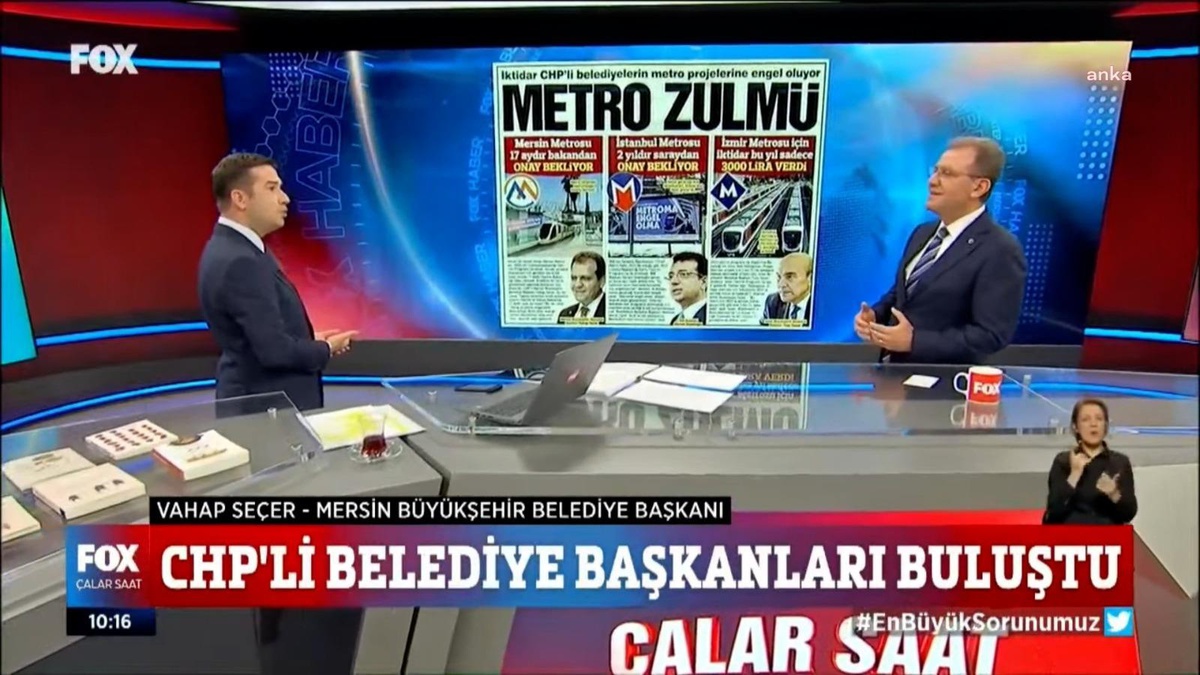 Vahap Seçer: "Türkiye\'nin Süratle \'Fabrika Ayarları\' Dediğimiz Düzenine Dönmesi Lazım"