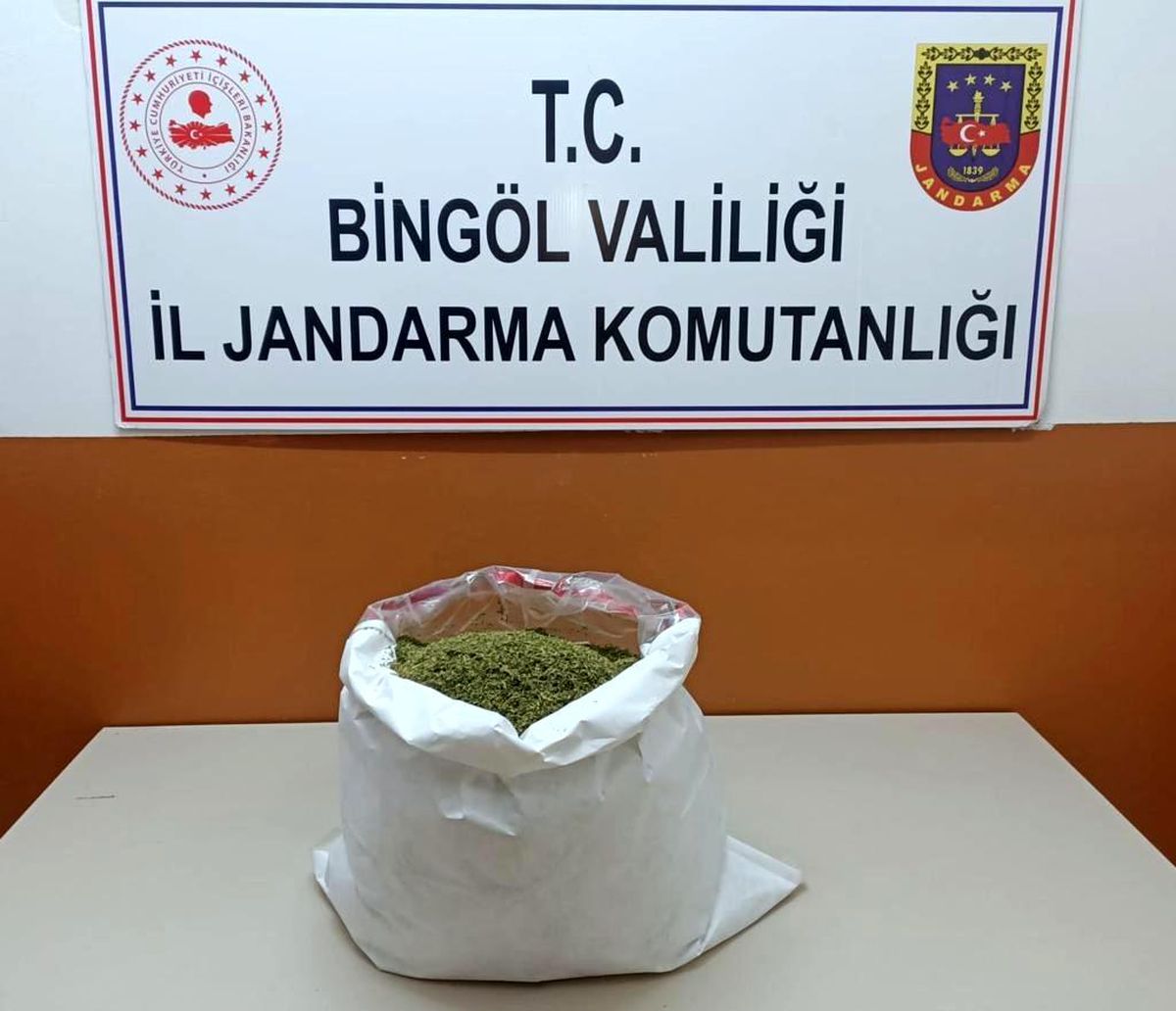 Bingöl\'de uyuşturucu operasyonu: 3 tutuklama