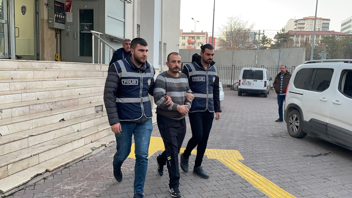 Kayseri\'de 14 yıl hapis cezası bulunan firari hükümlü yakalandı